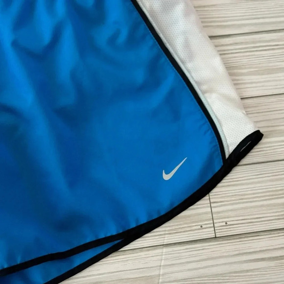 Nike | Dri-Fit Lined Running Shorts - Size L - Picture 2 of 4